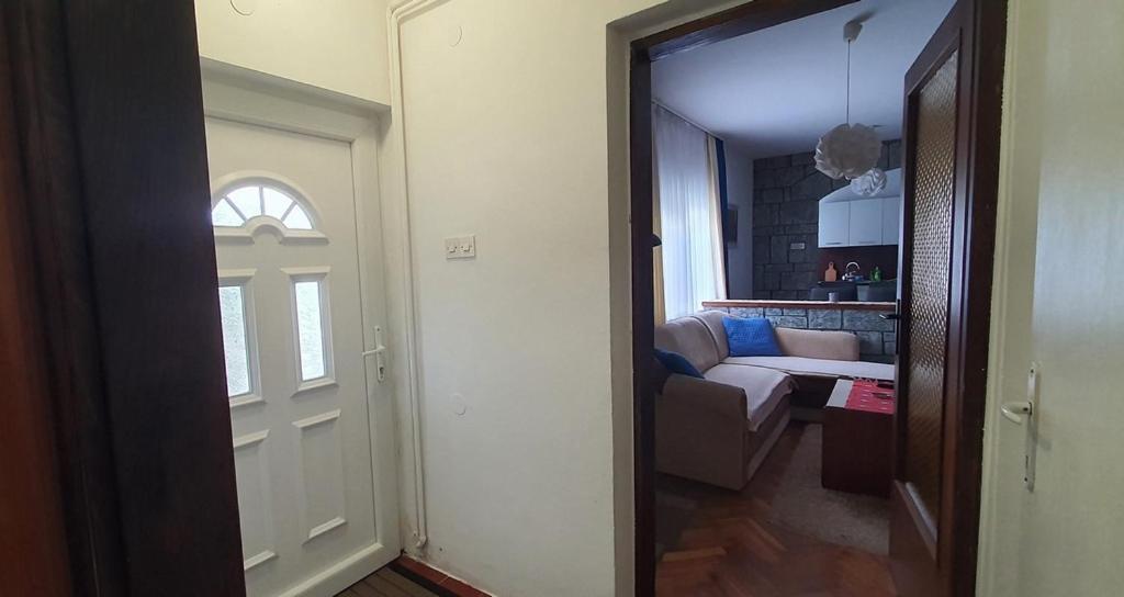 Apartman Ksenija Ðakovo Eksteriør bilde
